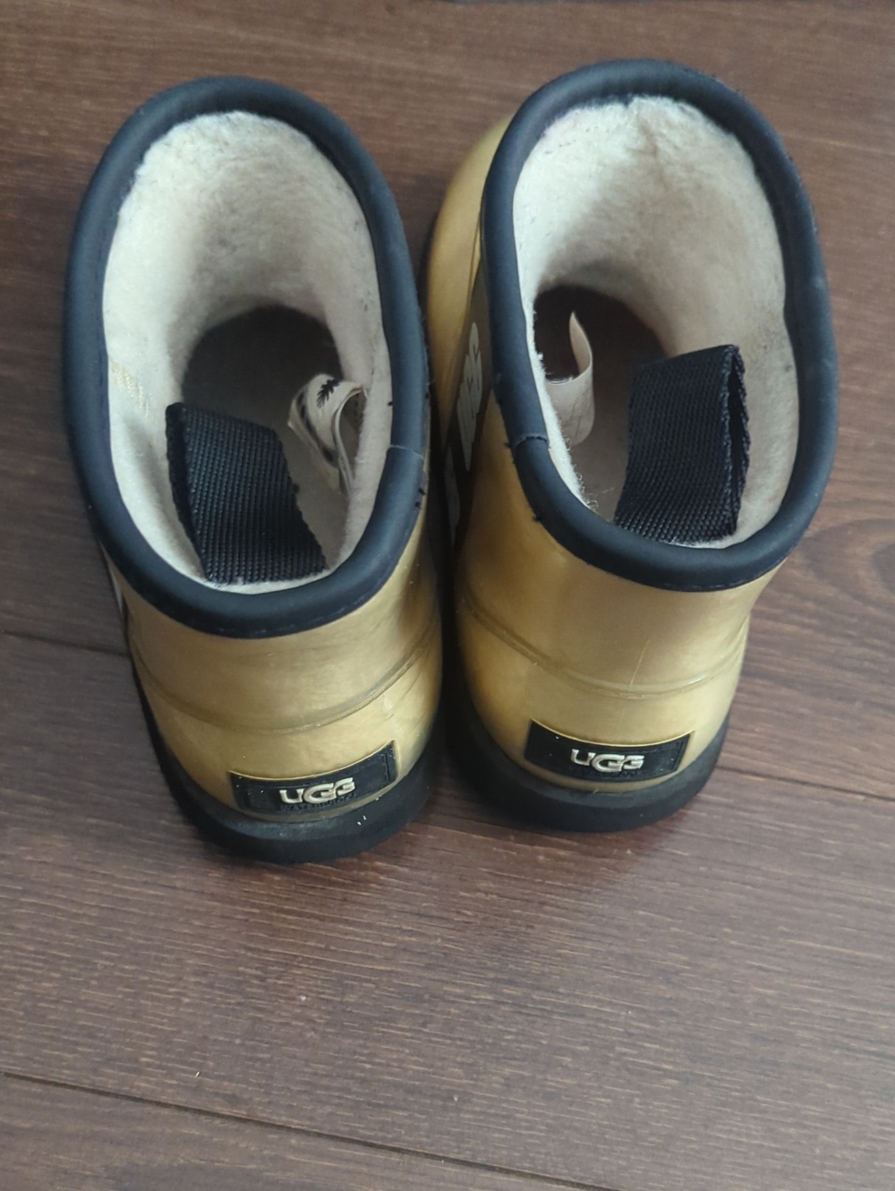 UGG Classic Clear Mini II Boots - Big Kid's - Picture 9 of 14